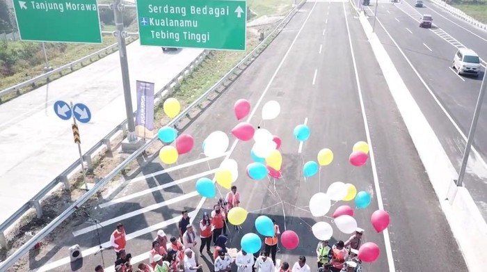Jalan Tol Medan-Kualanamu-Tebing Tinggi Seksi I (Simpang Susun Tanjung Morawa-Simpang Susun Parbarakan) dibuka.