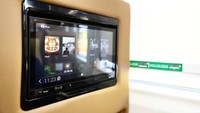 Selain itu, ada LCD TV 12 yang dikontrol dengan remote control untuk multimedia, Kantong majalah, lampu baca, dan buzzer untuk pemanggil penumpang kepada kru kereta. Foto: Dok. KAI.