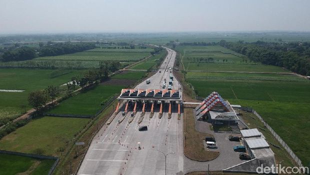 Tol Jombang-Mojokerto masih lengang/