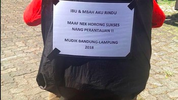 Kerinduan anak kepada orangtuanya. Foto: Internet
