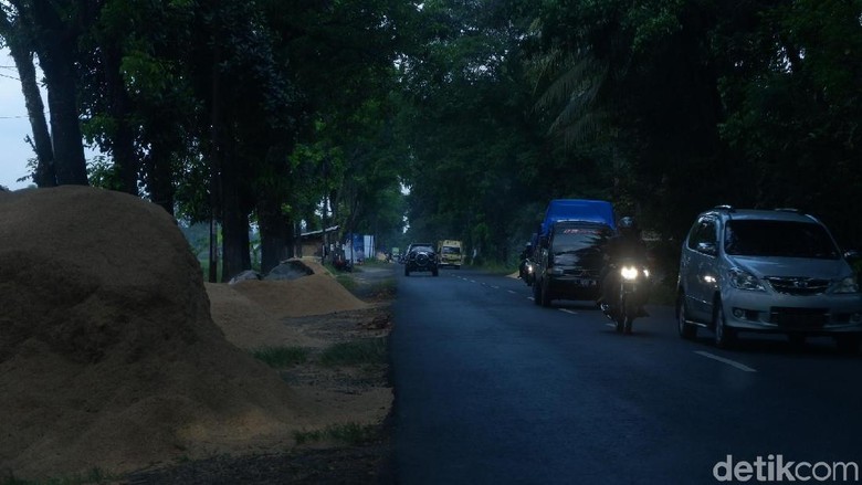 Abu Pembuatan Bata Merah di Banjarnegara Dikeluhkan Pemudik
