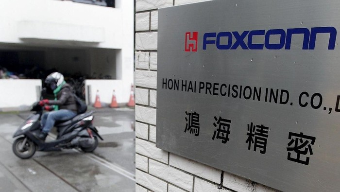Foxconn, Hon Hai Precision