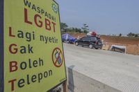 Ada Peringatan Waspada Lgbt Di Jalur Mudik Batang Semarang