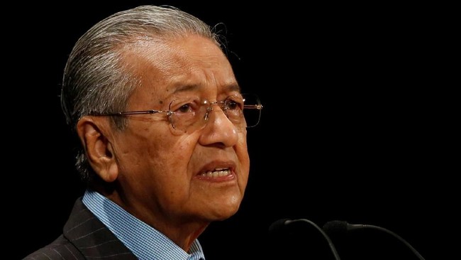 Fakta di Balik Mahatir Batalkan Mega Proyek yang Dibiayai China