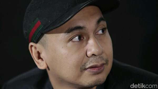 Cerita Raditya Dika di Film Target Cerita Raditya Dika di Film Target