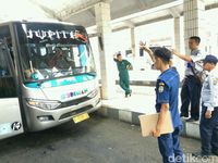 9 Bus Tak Laik Jalan Terjaring di Terminal Ciamis