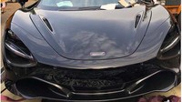 Tetapi McLaren itu tidak untuk dibawa ke jalanan India, mobil tersebut hanya parkir untuk menunggu waktunya untuk diberangkatkan kembali ke Dubai.  Foto: Pool (drivespark)