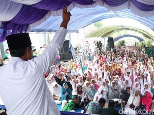 Di Lumajang, Gus Ipul Dorong Revitalisasi dan Peningkatan Pasar Desa