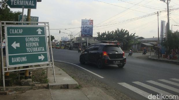 Pemudik lewat Banyumas