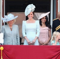 Gaya siapa yang menurut kamu lebih stylish? Duchess of Sussex atau Duchess of Cambridge? Foto: Getty Images