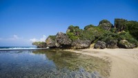 Hamparan pasir putih di Pantai Siung (Aprianto Edy Kurniawan/dTraveler)