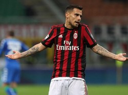 Saat ini Suso berkiprah untuk AC Milan dan terikat kontrak sampai 2022. Tapi musim panas ini sudah muncul rumor setelah Suso mengaku suatu hari nanti ingin main lagi di Liverpool -- yang dulu diperkuatnya periode 2012–2015. (Foto: Marco Luzzani/Getty Images)