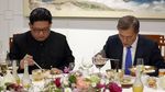 Mengintip Gaya Kim Jong Un Saat Makan dan Pose dengan Makanan