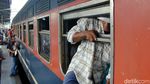 Mudik Kereta Api  Ala Awal Tahun 2000