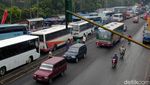 Melihat Kembali Foto-foto Pilu Mudik Masa Lalu