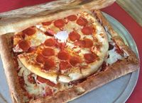 Wow, Dengan Kotak Pizza Ini Bisa Pizza di Ranjang!