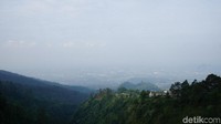 Apabila cuaca cerah, maka pemandangan Ungaran akan terlihat dari Umbul Sidomukti (Masaul/detikTravel)