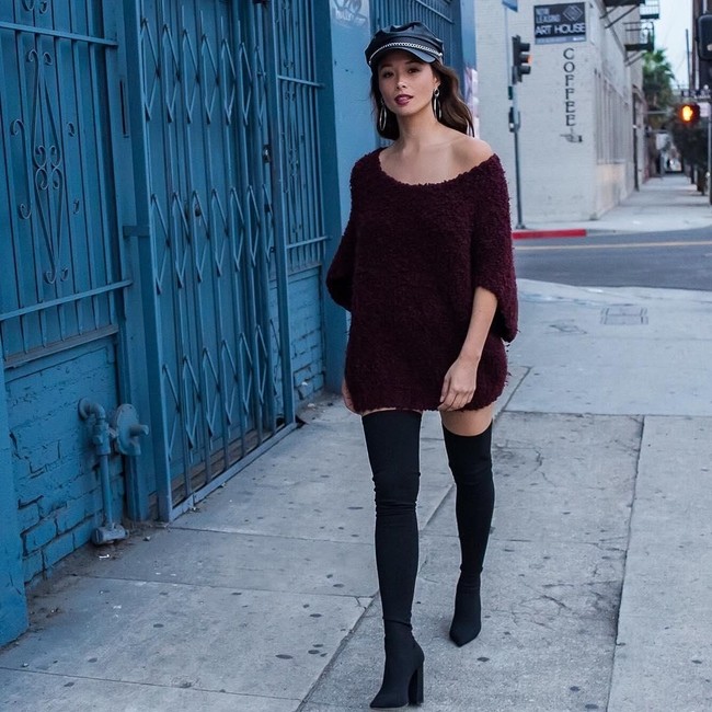 Semua YouTuber besar hanya memamerkan rumah besar dan mobil mewah mereka tapi itu bukan hidupku. Berhutang dan mencoba mengeluarkan diriku dari itu dan itulah kenyataan untuk banyak orang, tambahnya. Foto: Instagram Aja Dang