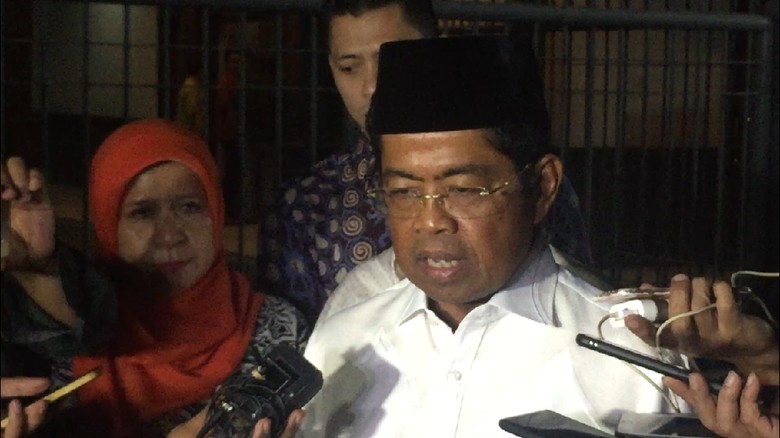 Idrus Terima 7 Anak Bomber Surabaya yang Akan Dibina Kemensos Idrus Terima 7 Anak Bomber Surabaya yang Akan Dibina Kemensos