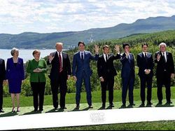 Mengintip Kim Jong Un Nampang di Instagram Trump