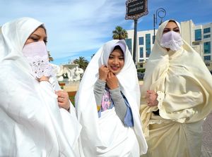Haik, Pakaian Tradisional Aljazair yang Mulai Ditinggalkan