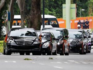 Disanksi PBB, Bagaimana Kim Jong Un Bisa Dapat Mercedes-Benz?