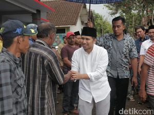 Kepada Petani Kopi di Dampit, Emil Dardak: Potensinya Luar Biasa