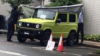Setelah beberapa foto-foto Jimny muncul di media sosial, Suzuki mengungkap Jimny bakalan muncul 5 Juli mendatang. Foto: Carscoops