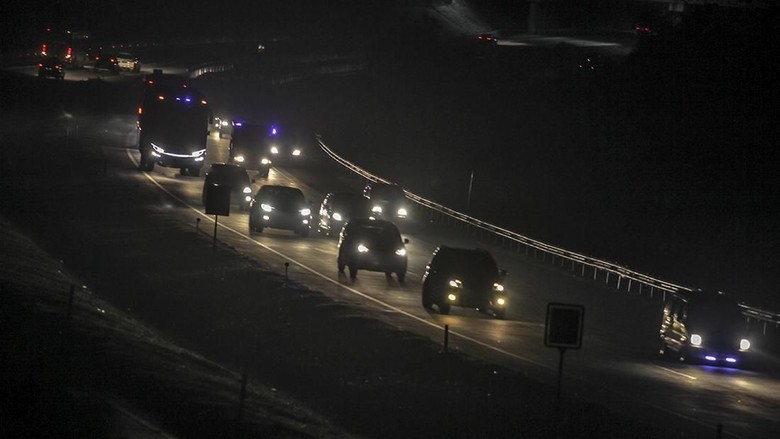 Ada Proyek Tol, Simpang Susun Cikunir Arah Pondok Indah Ditutup