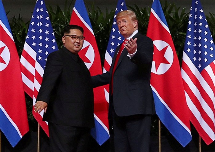 Pertemuan bersejarah Kim Jong Un dan Donald Trump. Foto: Reuters Pertemuan bersejarah Kim Jong Un dan Donald Trump. Foto: Reuters