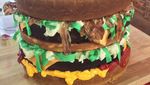 Keren! YouTuber Ini Bikin Makanan Jumbo, Ini 10 Diantaranya