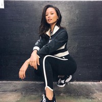 Dalam video yang diunggah beberapa waktu lalu, Aja Dang mengaku kesulitan membayar utang biaya kuliahnya per bulan. Hal ini pun menunjukkan jika orang yang populer di media sosial tak selalu berlimpah uang dan hidup glamour. Foto: Instagram Aja Dang