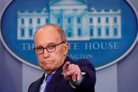 Gedung Putih: Trump tidak Punya Rencana Memecat Bos The Fed