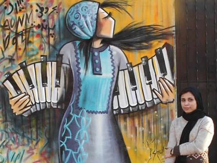 Seniman Shamsia Hassani dari Afghanistan