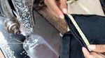 H-3 Lebaran, Penjahit di Lenteng Agung Masih Terima Order