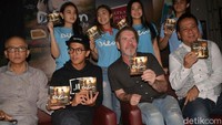 Namun setalah rilis DVD film Dilan 1990 kabarnya ada beberapa pembajakan pada film tersebut. Foto: Pool/Ismail/detikHOT