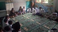Jessica Iskandar saat ditemui di rumah singgah Yayasan Bina Pertiwi, Pasar Minggu, Jakarta Selatan. Selasa (12/6). Foto: Veynindia