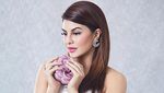 Pesona Jacqueline Fernandez yang Bikin Jatuh Hati