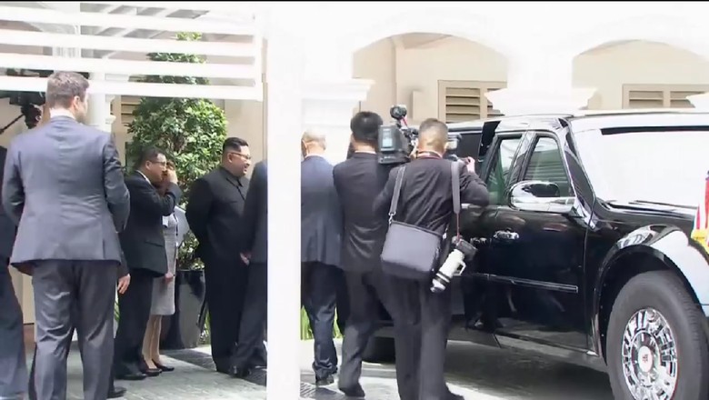 Mengintip Jeroan Mobil Donald Trump Foto: Screenshot via Channel News Asia Mengintip Jeroan Mobil Donald Trump Foto: Screenshot via Channel News Asia
