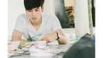 Gantengnya Aktor Thailand, Kao Jirayu Saat Sedang Masak Hingga Makan Seafood