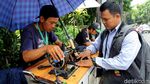 H-3 Lebaran, Penjahit di Lenteng Agung Masih Terima Order