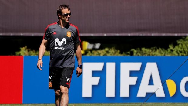 Julen Lopetegui dipecat RFEF dua hari sebelum Piala Dunia dimulai.