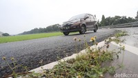 Kembaran Avanza yang lahir bersamaan, Daihatsu Xenia pun tak bisa melampaui penjualan Avanza. Foto: Grandyos Zafna