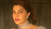 Jacqueline Fernandez memulai kariernya sebagai seorang reporter di salah satu televisi di Sri Lanka. Foto: Dok. Instagram/jacquelinef143