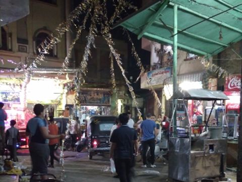 Dekorasi jalanan menyambut Ramadan.