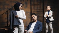 Kompaknya keluarga Ferry Ardiansyah dan Tasya Nur Medina. Foto: Dok. Instagram/ferryardiansyah19