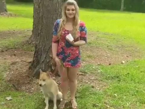 Viral, Wanita Mengaku Kulitnya Bebas Jerawat Berkat Minum Urin Anjing