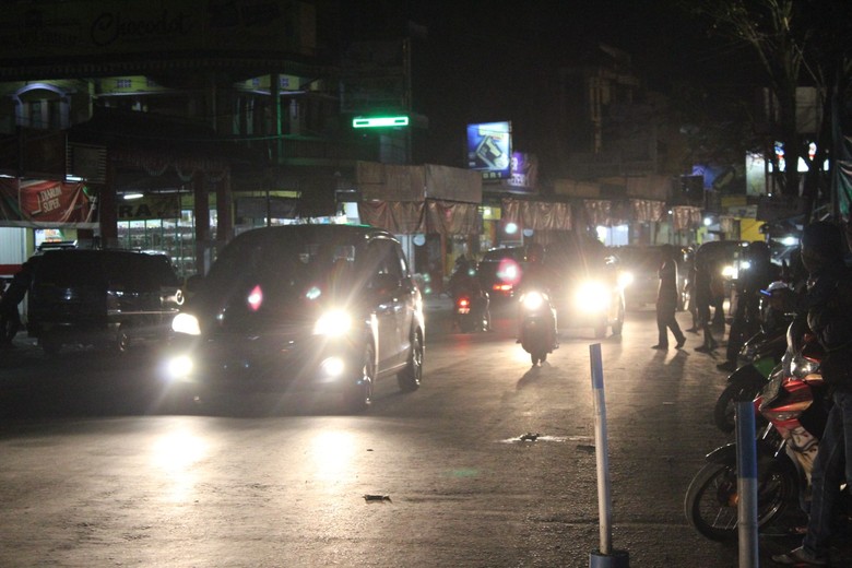 Volume Kendaraan di Jalur Mudik Bandung-Garut Mulai Meningkat Volume Kendaraan di Jalur Mudik Bandung-Garut Mulai Meningkat