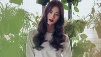 Yang terbaru yakni Paula Verhoeven. Ia seorang model dan presenter, Paula akan bertunangan dengan Baim Wong 12 Juli mendatang. Semoga lancar ya.  Foto: Dok. Instagram/paula_verhoeven