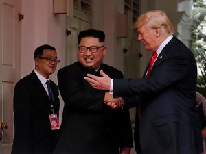 Ini Kata Pakar Bahasa Tubuh Mengenai Pertemuan Trump dan Kim